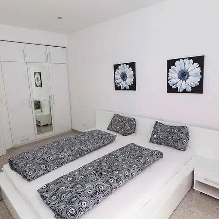 Apartman 20 *