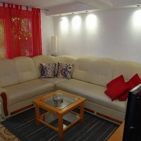 Apartman 20 *