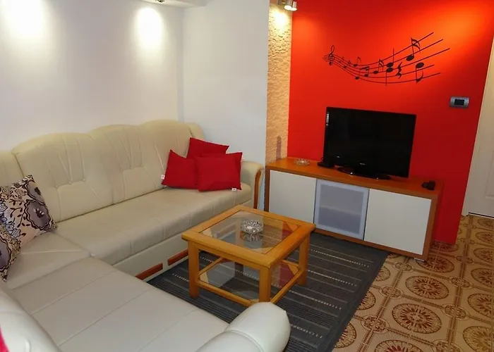 20 Апартаменты *