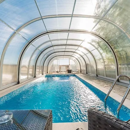 Apartman 20 *